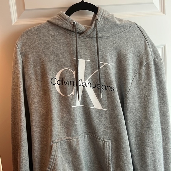 calvin Klein hoodie - Picture 1 of 4